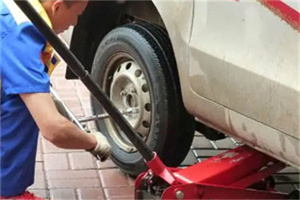 云溪附近拖车24小时服务热线电话