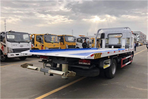 云溪汽车救援补胎